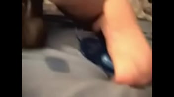 Preview 1 of Ney Song - esposa y su dildo