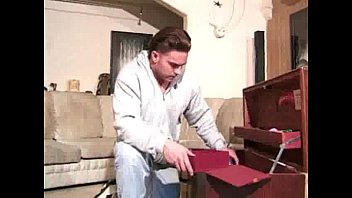 Preview 1 of Clips Banglaxcom - Muscle Bottom Rob Steele