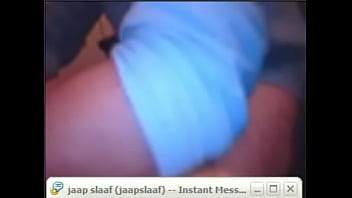Preview 1 of Tagshejab - jaapslaaf pisses and drinks-090208003