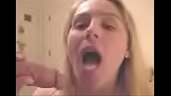 Preview 4 of Monster Cock Thai Tiny Crying - (00)Aprende a hacer un pete000