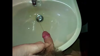 Preview 2 of Hood Amature - Pee in the bathroom