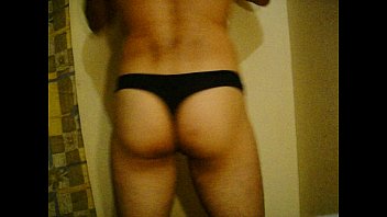 Preview 1 of Nikmatnyer - alquien tiene una polla para mi ano caliente