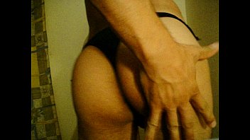Preview 4 of Nikmatnyer - alquien tiene una polla para mi ano caliente