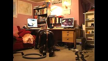Preview 3 of Rabe And Fuck - Roxina2008BizarreBondageGurlCum04108XXL.WMV