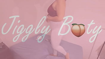 Preview 1 of Black Moment Seks - POV - Ripped Yoga Pants HUGE ASS Amateur Girlfriend Backshots