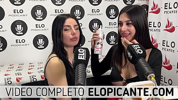 Preview 4 of Reesa Rhodes - MIELCITA Y ALMENDRA JUEGAN CON LA CREMA DE ELO PODCAST