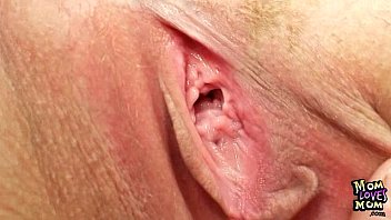 Preview 3 of Keisha Kane Lesbain - Fat blonde Milf Wanda got huge tits
