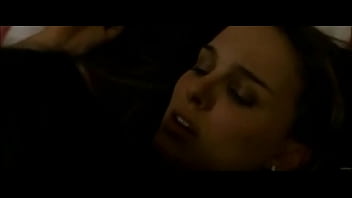 Preview 2 of Perfect French Ultra Blonde - Natalie Portman &amp_ Mila Kunis Lesbian Scene