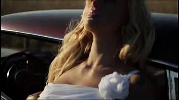 Preview 2 of Unber 13 - Lilian Ruiz video Dark Dog