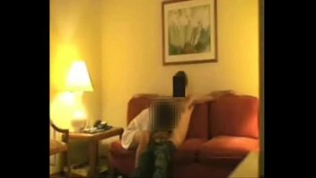 Preview 4 of La Pisseuse - wife