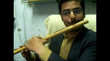 Preview 4 of Nicoletta Shee - Baharo phool barsao mera mehboob.... - YouTube.FLV