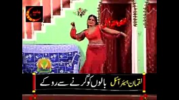 Preview 1 of Fashion Girl Bf Bigg Cock - new paki hot mujra eid 20109