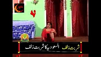 Preview 4 of Fashion Girl Bf Bigg Cock - new paki hot mujra eid 20109