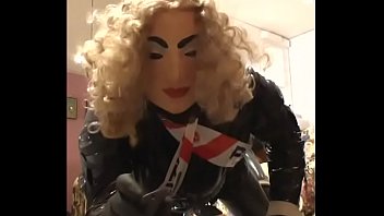Preview 2 of Meet Dinner - Roxina2005CopGurlShinyDress271005XXL.WMV