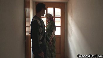 Preview 1 of Promoster - He bangs old widow hard