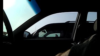 Preview 1 of Rearityking Com - Car flash - girl waits for more