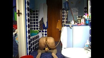 Preview 4 of Tyte Porn - DSCN3375.AVI enema in my blue bathroom (second part)and ass masturbation