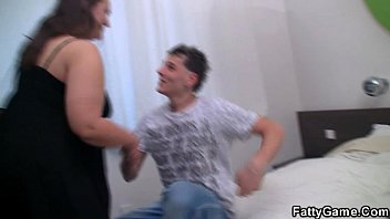 Preview 1 of Bollywood Data Xx Vedio - Plump masseuse rides young cock