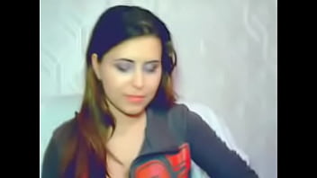 Preview 4 of Shooting On Feet - YouTube - Beautiful french brunette cam girl
