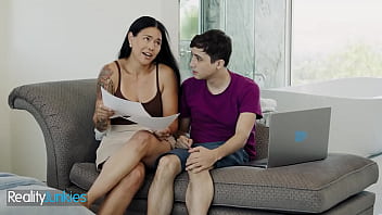 Preview 1 of Boron Xxx Video India - Hot MILF Dana Vespoli Rewards Her Stepson Ricky Spanish With Her Pussy For Doing His Homework - REALITYJUNKIES