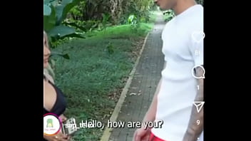 Preview 1 of Bur Me Chodne Wali Video - Who is she? Name. quienes son?