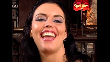 Preview 3 of Sleeping Tami Sistr Sex - Metro - Handjob Hunnies 05 - scene 3 - extract 1