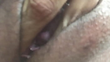 Preview 3 of Vivian Sage Handjob - teens chilena masturbandose rico