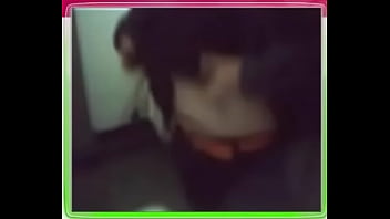 Preview 4 of Sunny Leones Fucking By Boy - Cecilia muestra los pechos por webcam