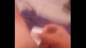 Preview 4 of Hd Fingering Teen - Me masturbo en mi cama