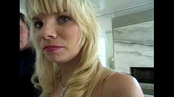 Preview 1 of Out Door 18 Girls Sex - Metro - Casting Call 21 - scene 4 - extract 1