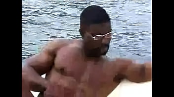 Preview 1 of Condom Serie Playboy - Chocolate Shake Jacking Off