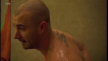 Preview 3 of Cook Super Huge - VV5 Gerg&otilde_ in the Shower