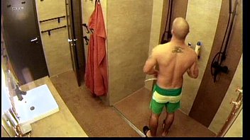 Preview 1 of Cook Super Huge - VV5 Gerg&otilde_ in the Shower