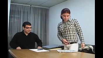 Preview 1 of Turcos Xxx - secretaria se busca (porno argentino)