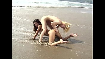 Preview 2 of Asia Bbw Deepthroat - Beach lesbos