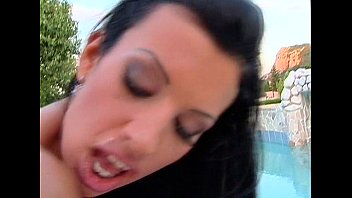 Preview 3 of Bbog - Metro - Pussy In Pink - scene 2