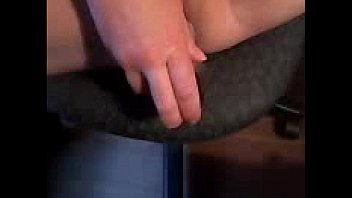 Preview 4 of Sexi Vidiyo Xxx - horny mom pleasing her ass &amp_ snatch (pt.2) with sound