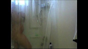 Preview 3 of Colectivo - Big Tit Girl in Shower