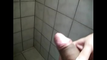 Preview 1 of High Heels And Mini Skirt - Para Casais e Cornos 2 ( Ribeir&atilde_o Preto )