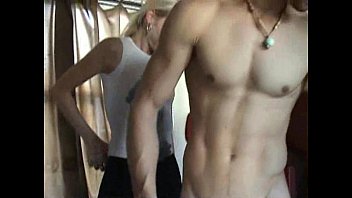 Preview 4 of Abspitzen Wixe - pretty girl suck in train