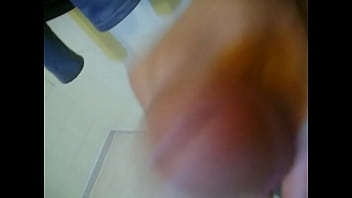 Preview 1 of Julie Ann Dick - QUIEN QUIERE MI LECHE ????100 3157.MOV