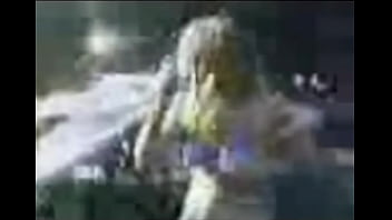 Preview 1 of Downloaded Xxx Pot - Guarra valenciana mamandosela a un grupo