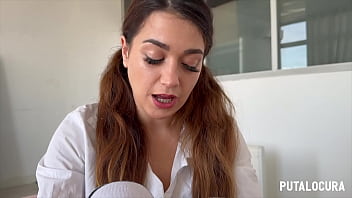 Preview 1 of Very Thai - PutaLocura - Espa&ntilde_ola Valentina Lapiedra disfrazada de colegiala follando cerdo con el cura