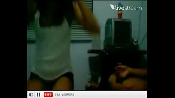 Preview 1 of Lola Zieta Porn - twitcam @euzinhadoidinha