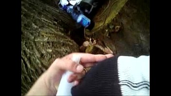 Preview 3 of Big Boob Hurny Mom - Geiler Blowjob im Wald