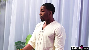 Preview 2 of Chemistry Lab Xxx - Yoga session had them fucking during the lesson from the black yogi