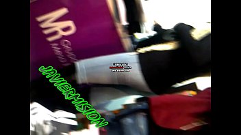 Preview 2 of Uk Gilr 18 Aeg - culazo en jean apretado