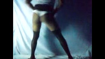 Preview 2 of Ariella Fereras - Puta mexicana bailando