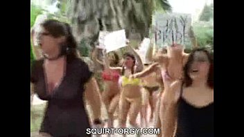 Preview 1 of Tide To Bed And Sex - LesbiansLikeToSquirt