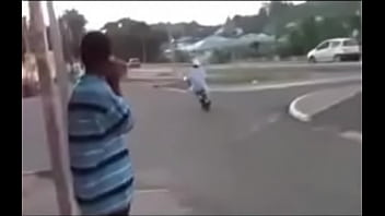 Preview 2 of Pai A Forca - Tyrone gets a new scooter